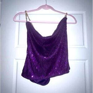 Glitter top with chained strap